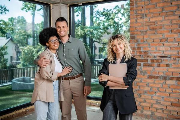 What to Expect from a Real Estate Agent During Your Home Search